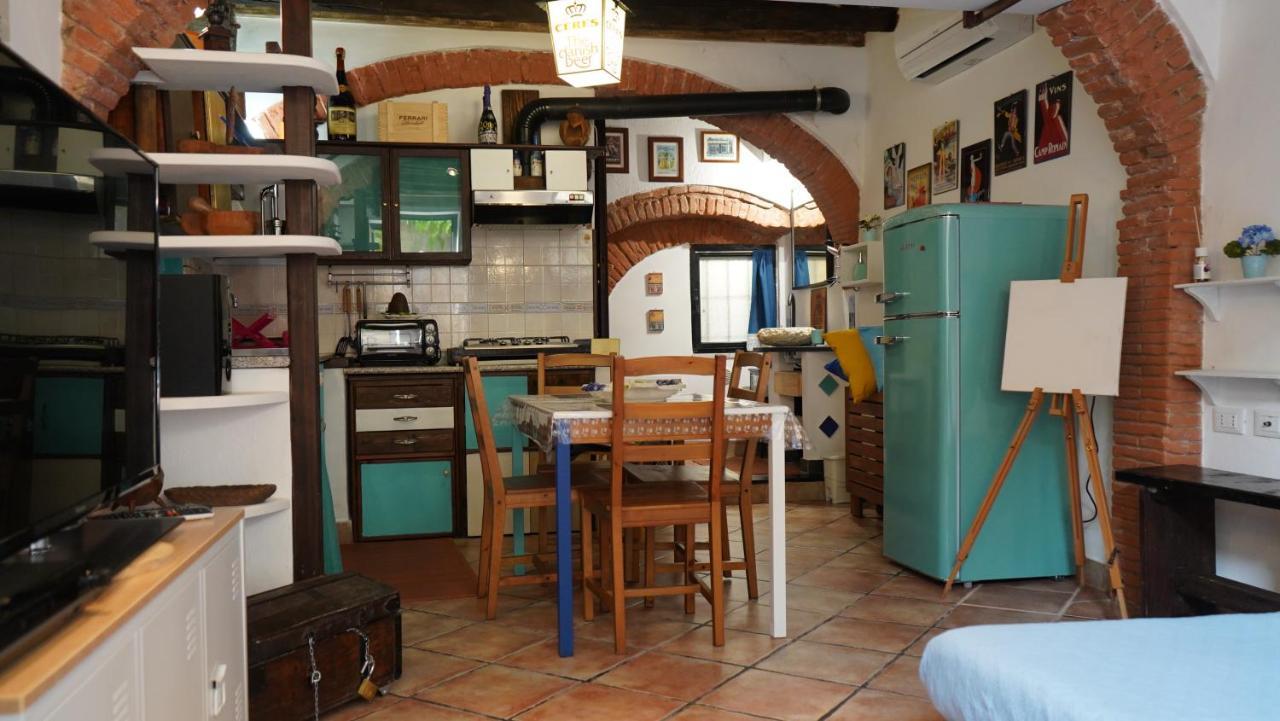 La Taverna Di Gianni Near The Beach Italy Riviera Savona Zewnętrze zdjęcie